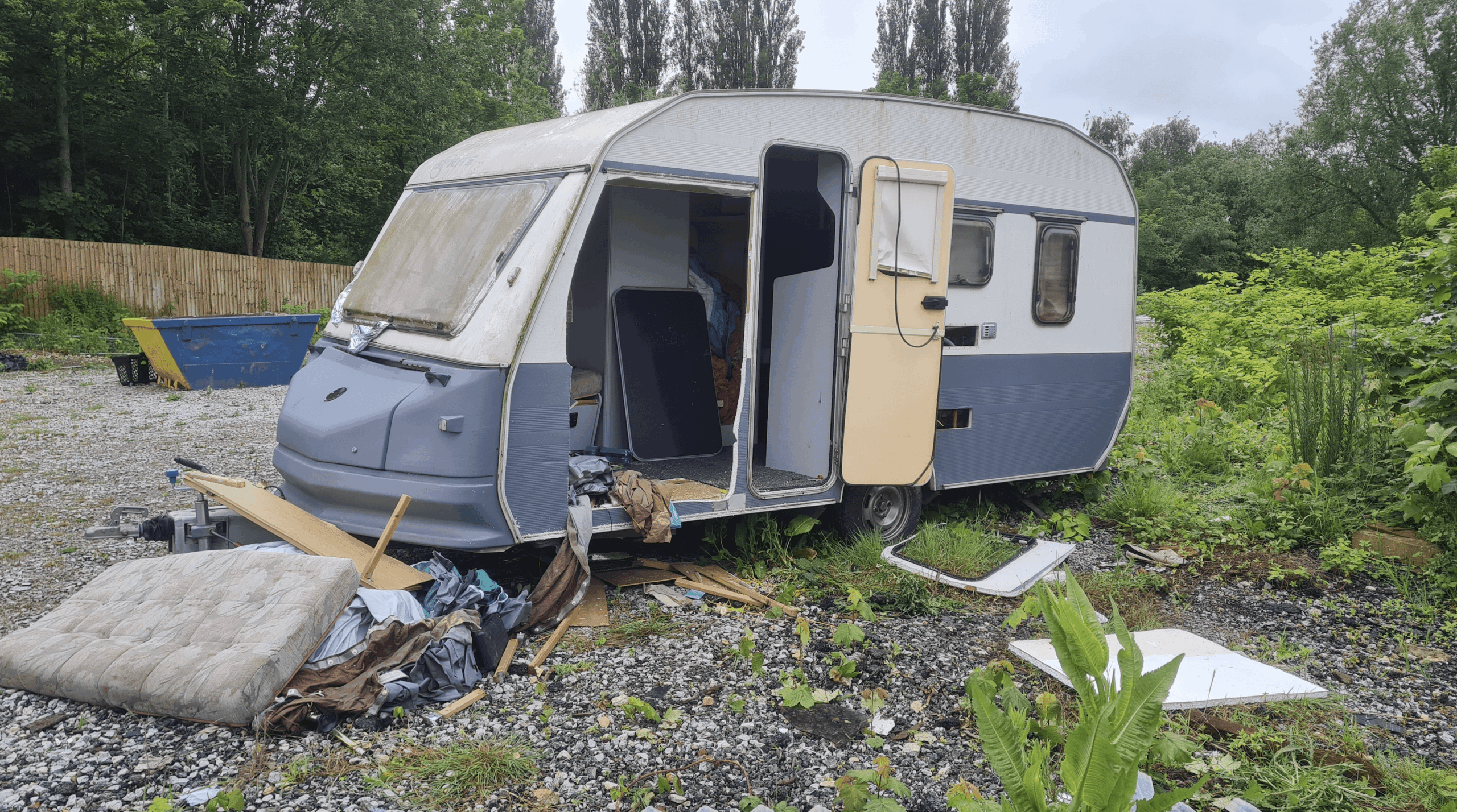 Skrota husvagnen Halland